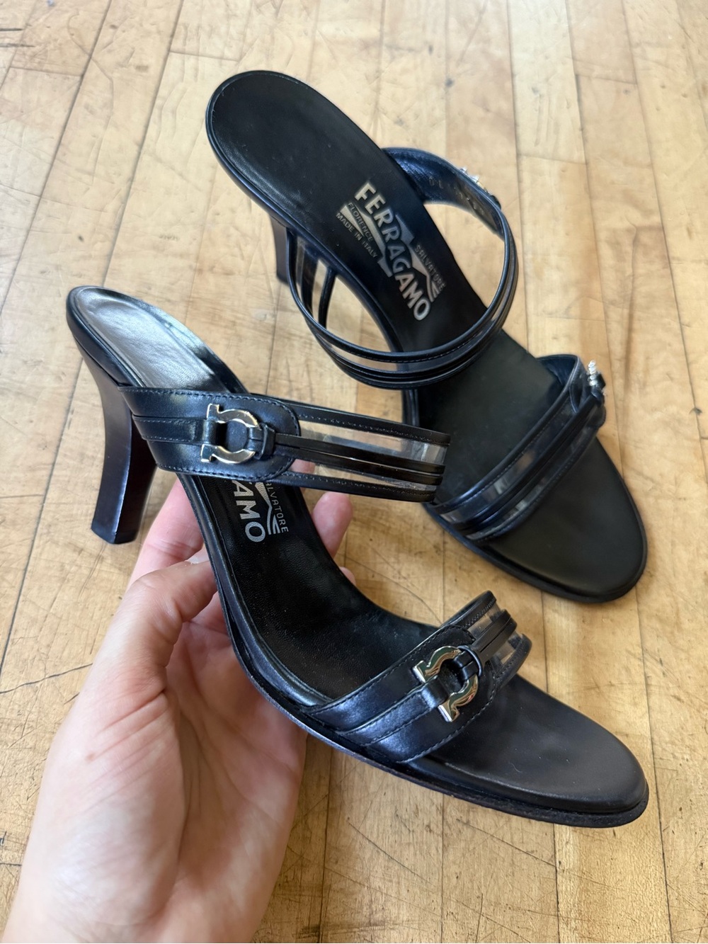 SALVATORE FERRAGAMO Euro Double Strap Black Leather Slip On Sandals Heels US 7
